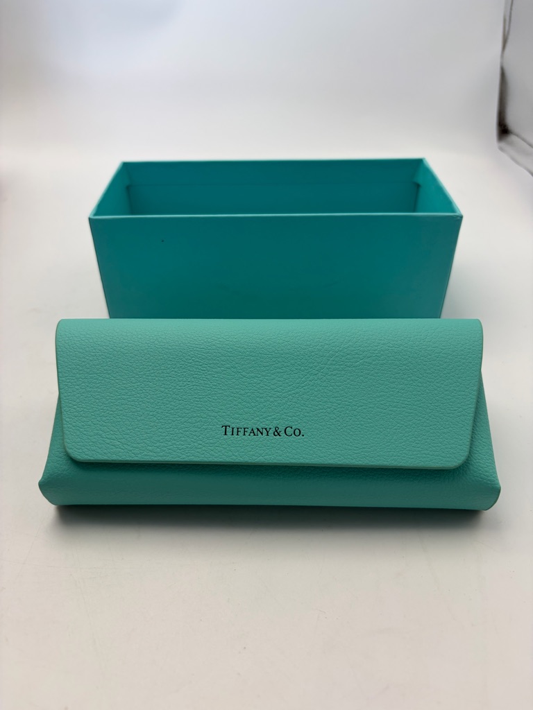 Tiffany & Co. Leather Eyeglass Case In Signature Robin's-Egg Blue